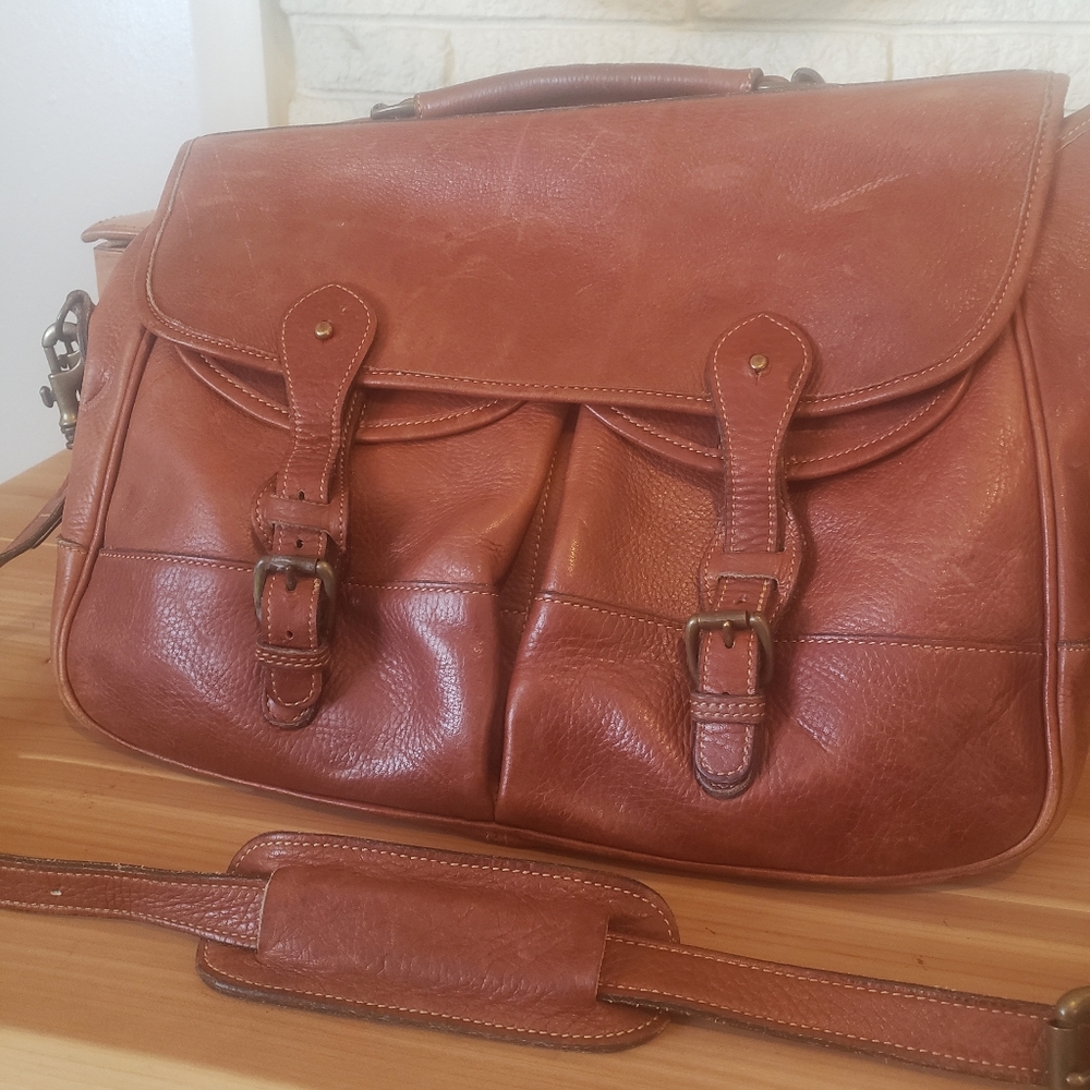 Levenger vintage messenger bag